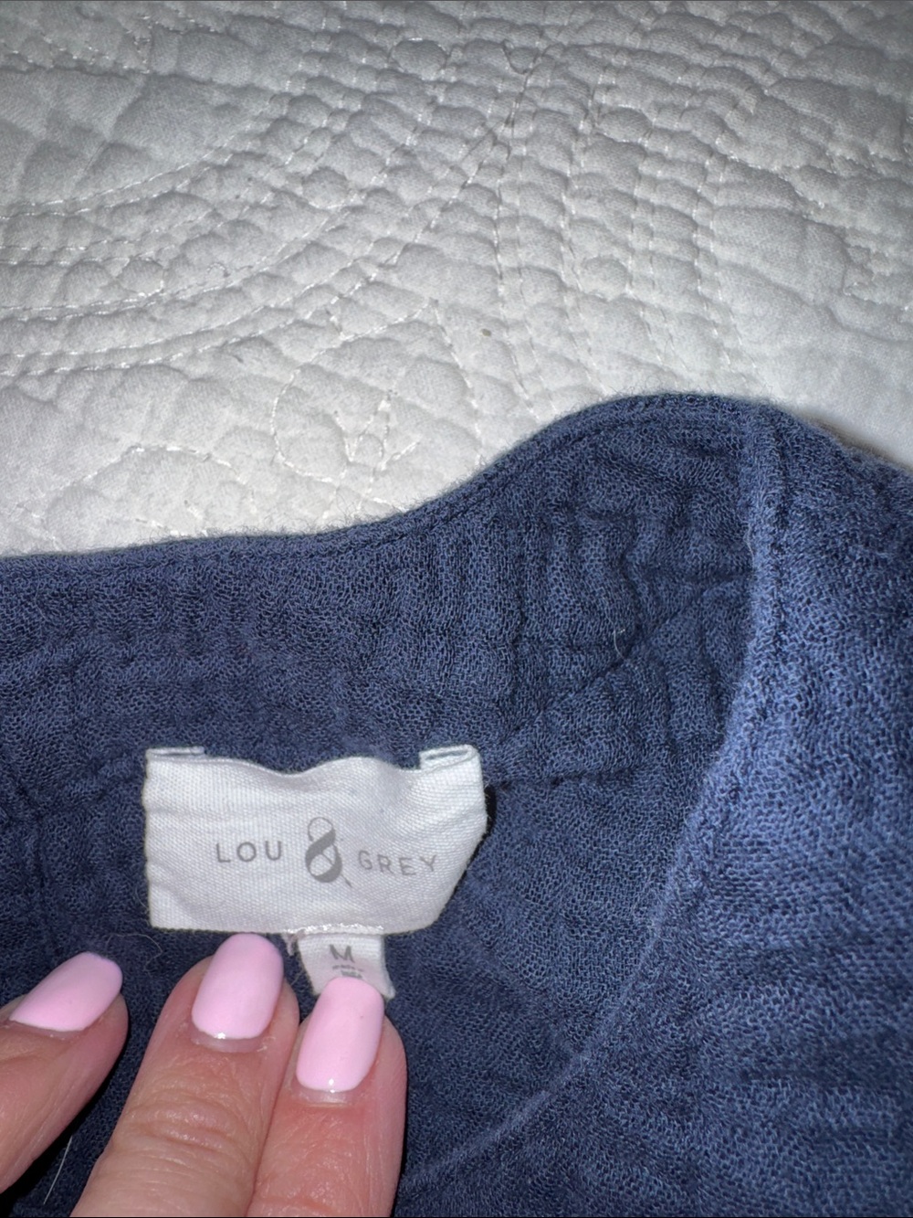 Lou & Grey Navy Textured Sleeveless Top - Picture 2 of 4